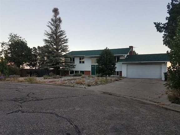 4th image of 90 Escondido St