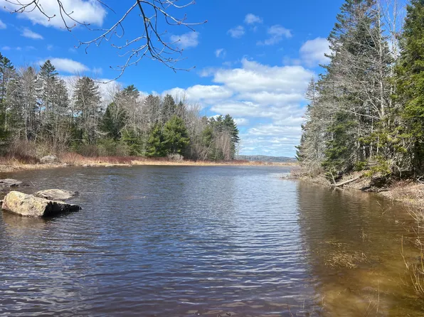 50 Bufford Drive, Waltham, ME 04605