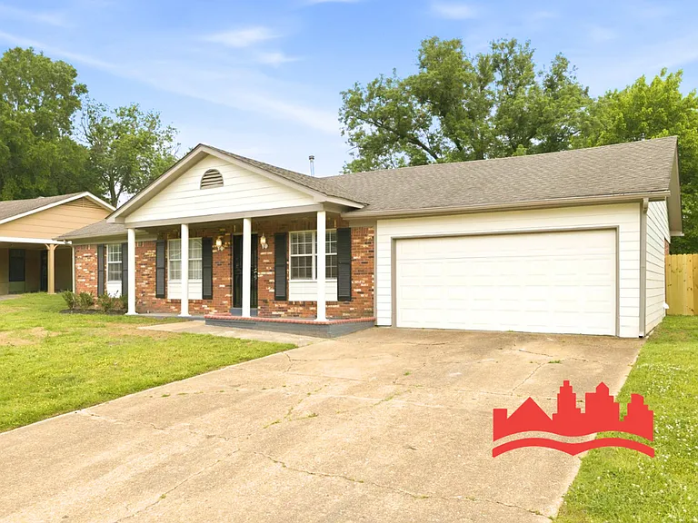 3989 Battlefield Dr — Photo 2
