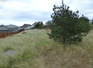 1951 Jefferson Ave, North Bend, OR 97459