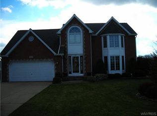 3668 Meadowbrook Acres, North Tonawanda, NY 14120