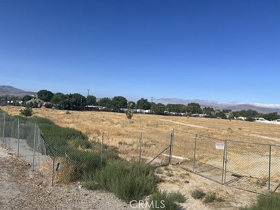 3rd image of 1234 Vic Ave W Lot 33