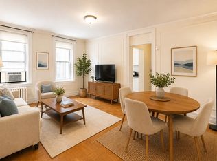 200 W 93rd St APT 4, New York, NY 10025