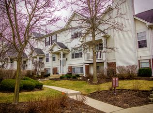 7267 S Flagg Creek Dr, Indian Head Park, IL 60525