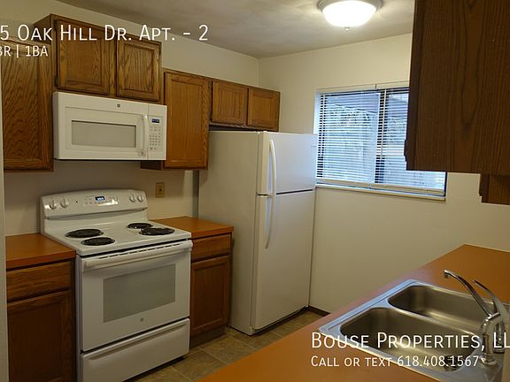 4th image of 65 Oak Hill Dr APT 2