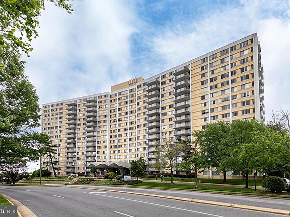 2nd image of 301 N Beauregard St APT 1508
