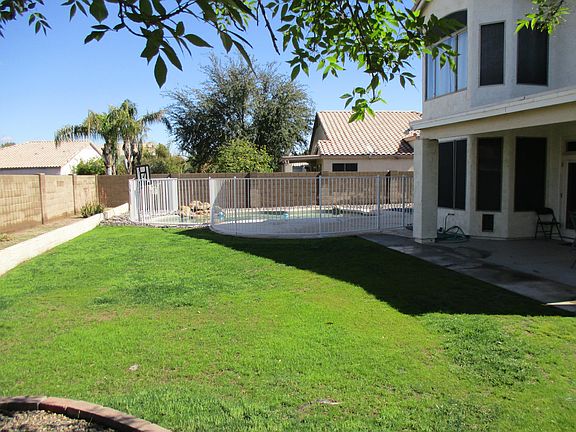 3rd image of 1780 W Canary Way