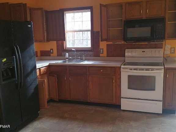 5th image of 1899 Pinecrest Ct