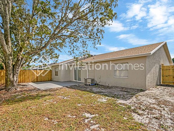 4th image of 6182 Wauconda Way W