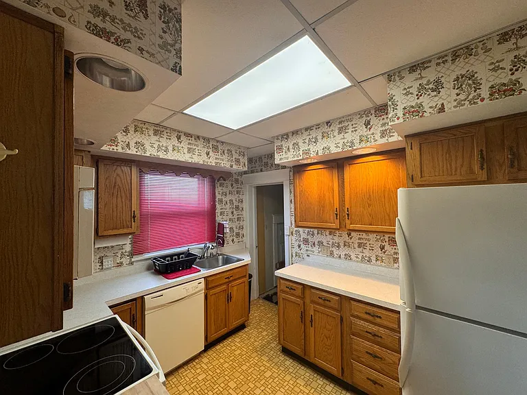 813 Miner St — Photo 5
