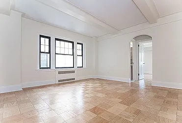 Rented by Manhattan Realty Group