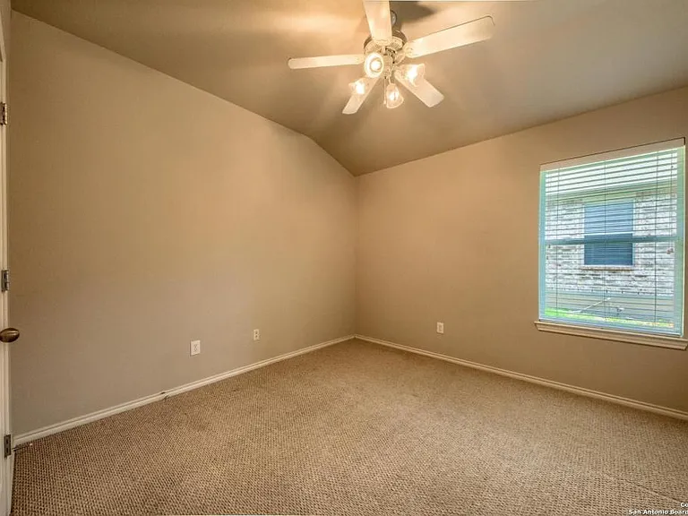 25614 Texas Ash — Photo 19