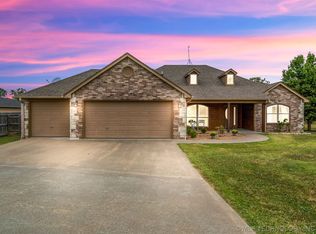 6500 W 4905th Rd, Pryor, OK 74361