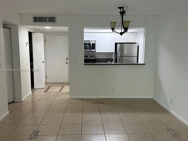 10001 W Atlantic Blvd #215 — Photo 3