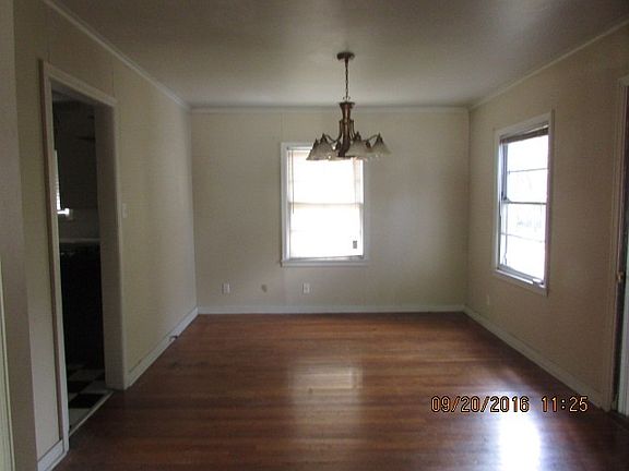 3rd image of 1301 Hughey Dr