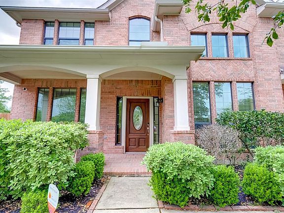 3rd image of 7710 Chadbourne Trace Ct