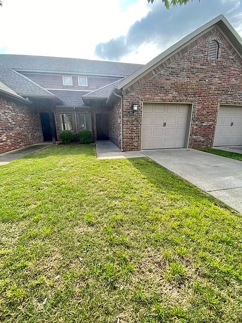1st image of 3203 W Montrail Pl