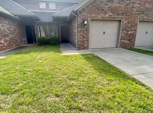 3203 W Montrail Pl, Fayetteville, AR 72704