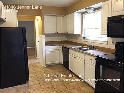 4th image of 11846 Jenner Ln