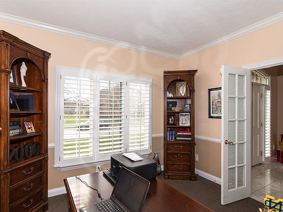 4th image of 6320 Cherbourg Dr