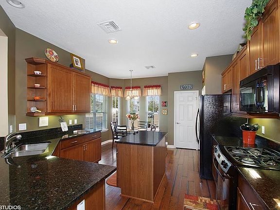 2nd image of 120 Cupania Ct