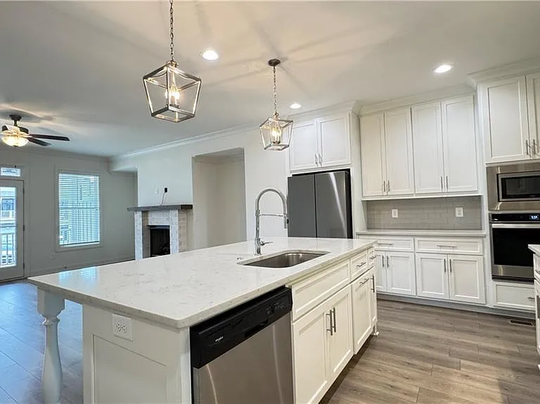 227 Nash St — Photo 11