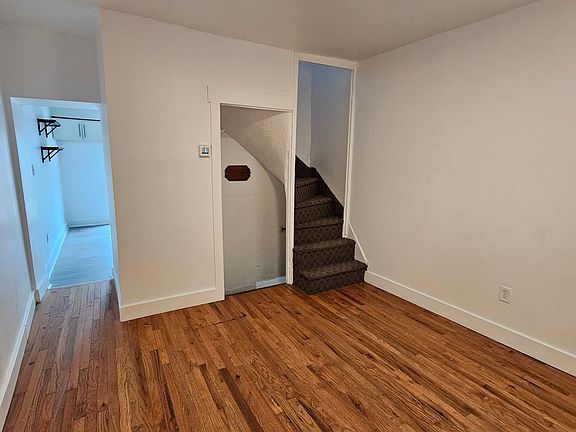 3rd image of 1411 Orange St