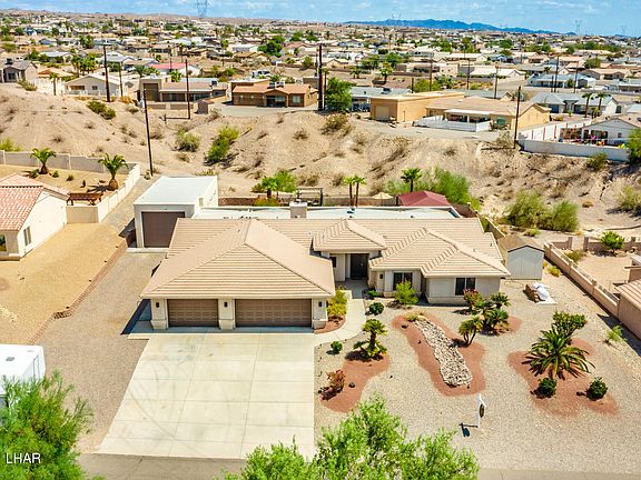 5th image of 3660 Parkview Dr