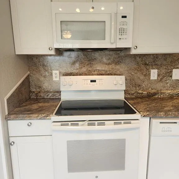 205 Double Eagle Dr #E1 — Photo 9