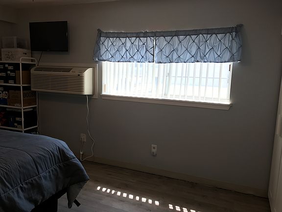 5th image of 3170 W Monroe St APT 106
