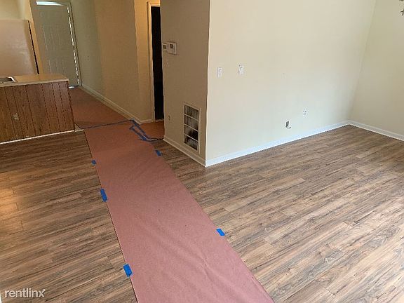 2nd image of 611 Nanticoke Pl