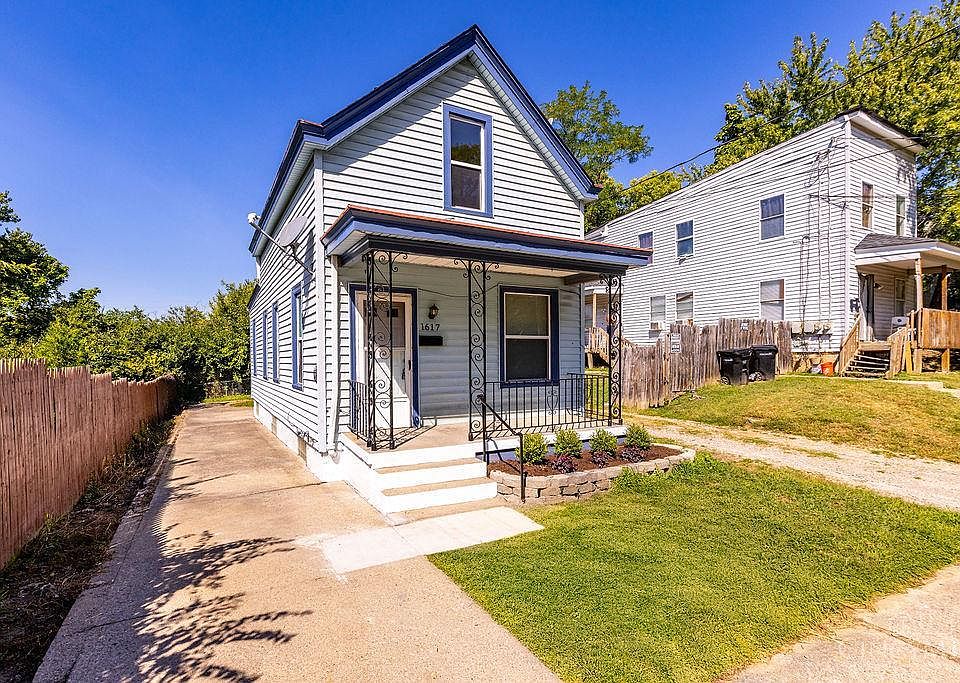 1st image of 1617 Dewey Ave