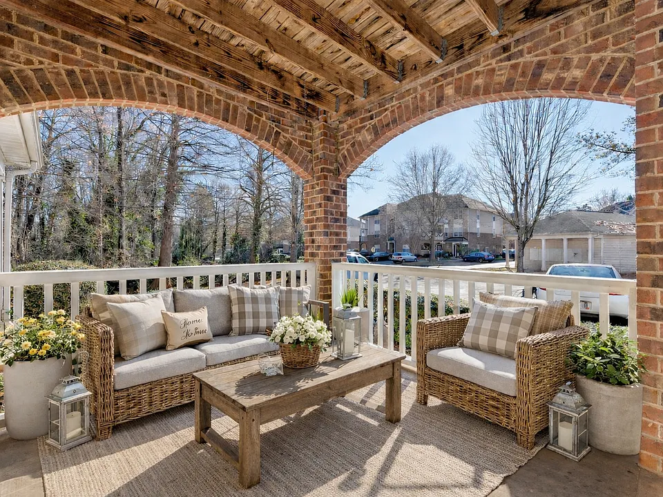 Westfield Thorngrove, LLC