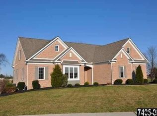 4001 Country Dr, Dover, PA 17315