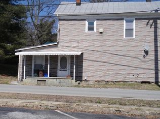 1015 Cambria St NE, Christiansburg, VA 24073