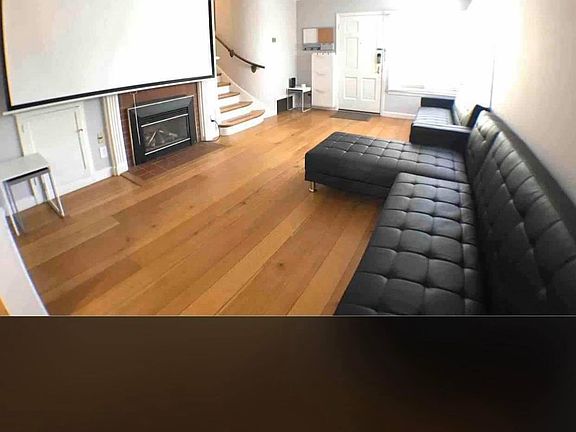2nd image of 1113 Paloma Ave
