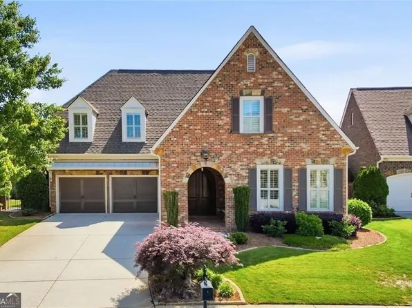 318 Lakeside Trce, Canton, GA 30115