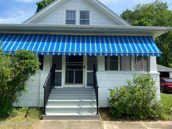 145 Guideboard Road, Waterford, NY 12188
