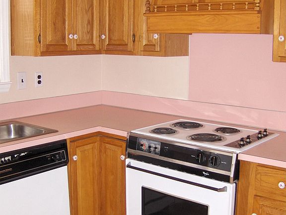 Kitchen with Oak cabinets