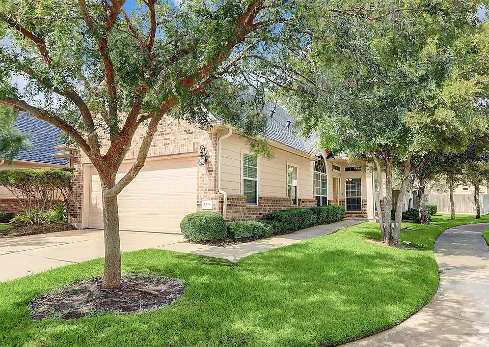 1st image of 8939 Summer Ash Ln