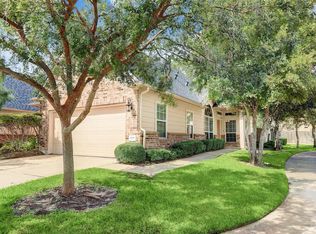 8939 Summer Ash Ln, Sugar Land, TX 77479