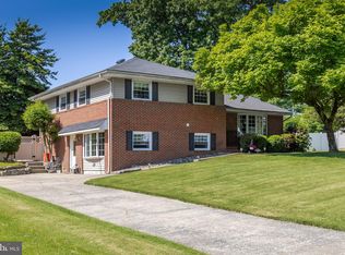 805 Liberty Dr, Somerdale, NJ 08083