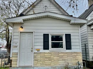 1200 Oakley St #A, Evansville, IN 47710