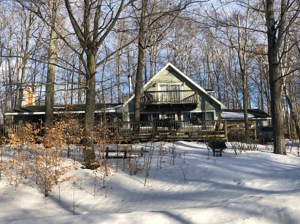 4905 S Vail Ln, Gaylord, MI 49735