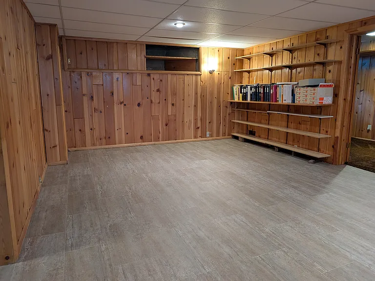 1829 E Bryan Ave — Photo 14