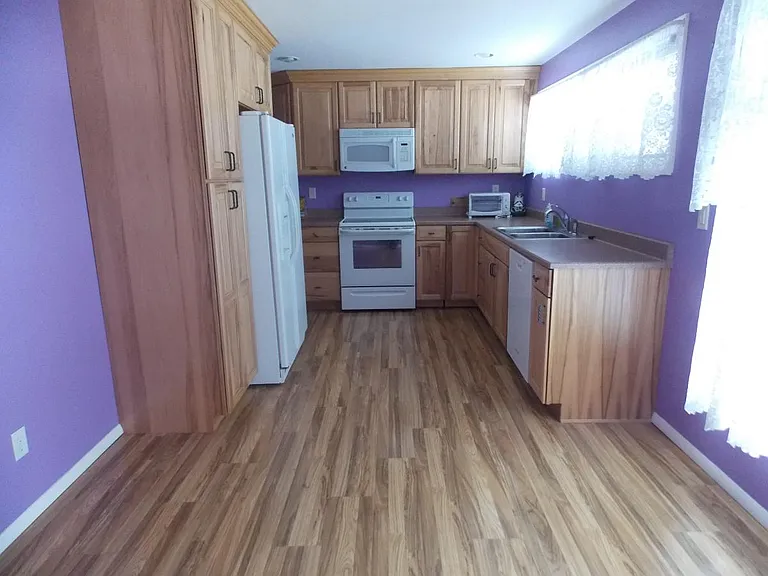 110 Butternut St — Photo 4