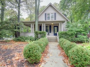 716 W Michigan Ave, Urbana, IL 61801