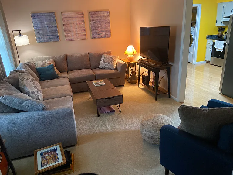 139 Peacock Rd — Photo 2