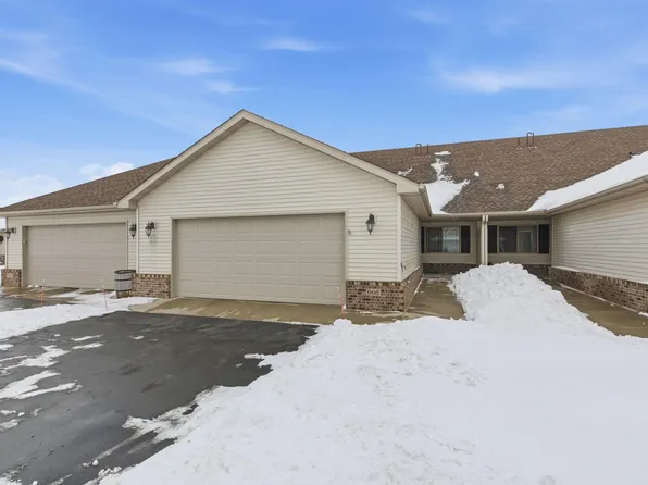 608 Graceview Dr, Saint Joseph, MN 56374