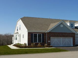 18 Yarmouth Cir, South Kingstown, RI 02879